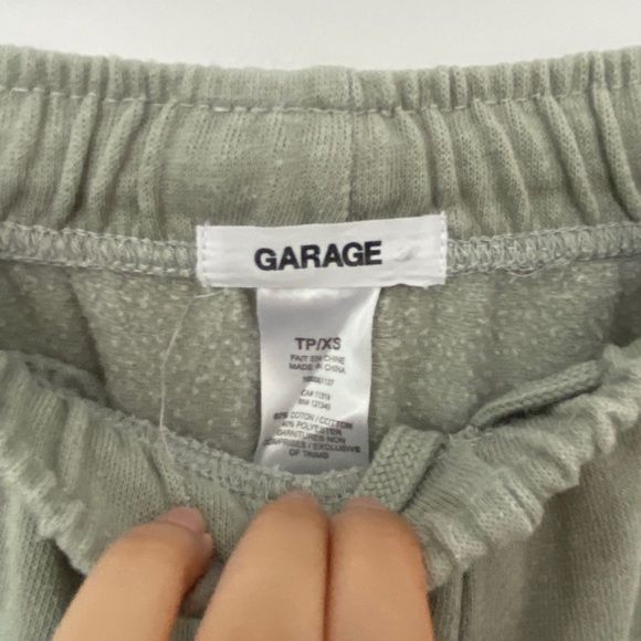 Sage green sweatpants - Picture 2 of 5